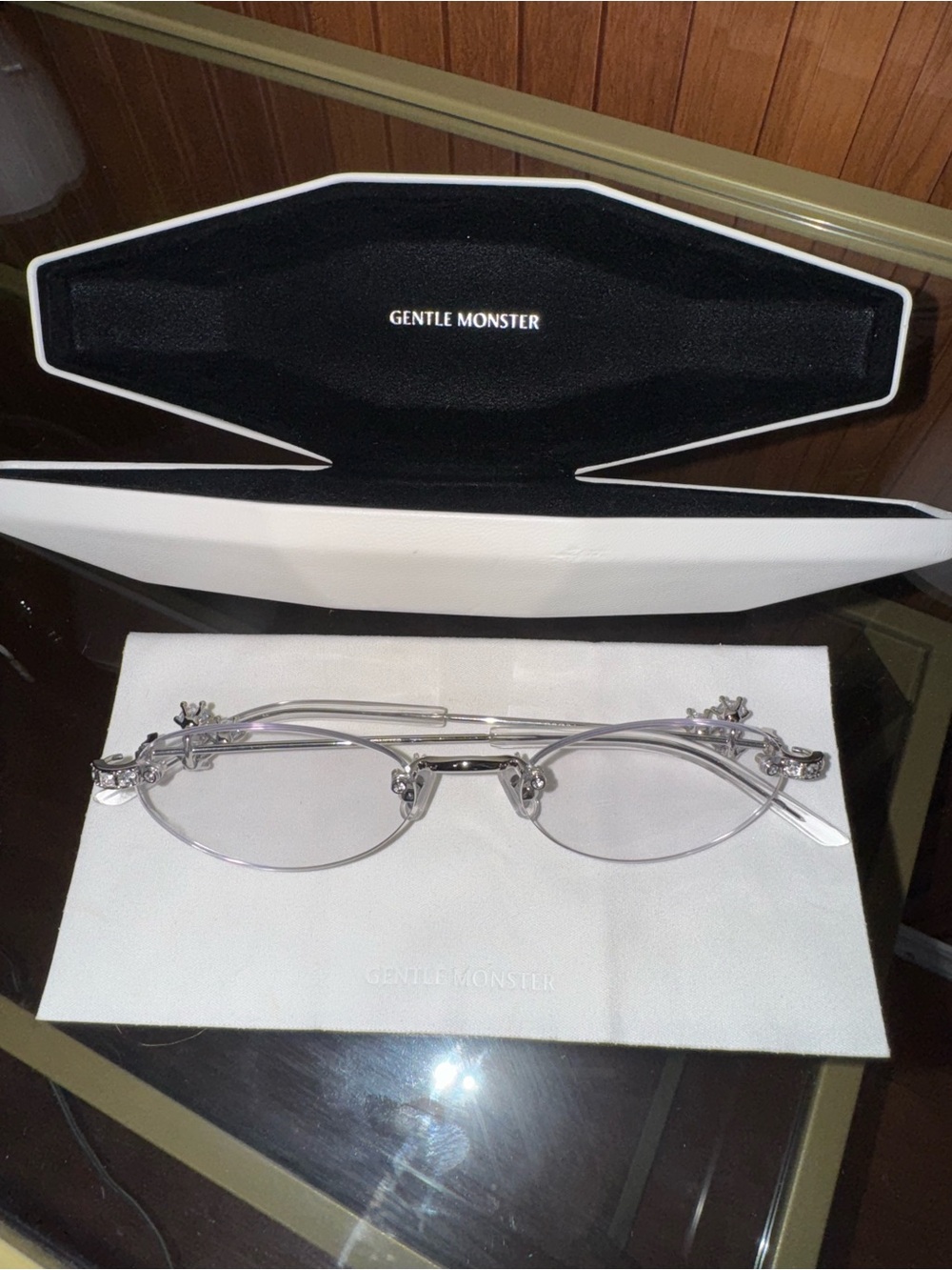 GENTLE MONSTER Silver Rimless Oval Men’s Glasses with Clear Lenses - Picture 6 of 8